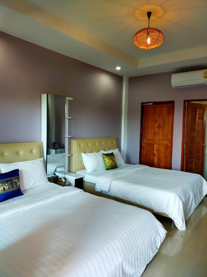 M Grand Hotel Bueng Kan Esterno foto